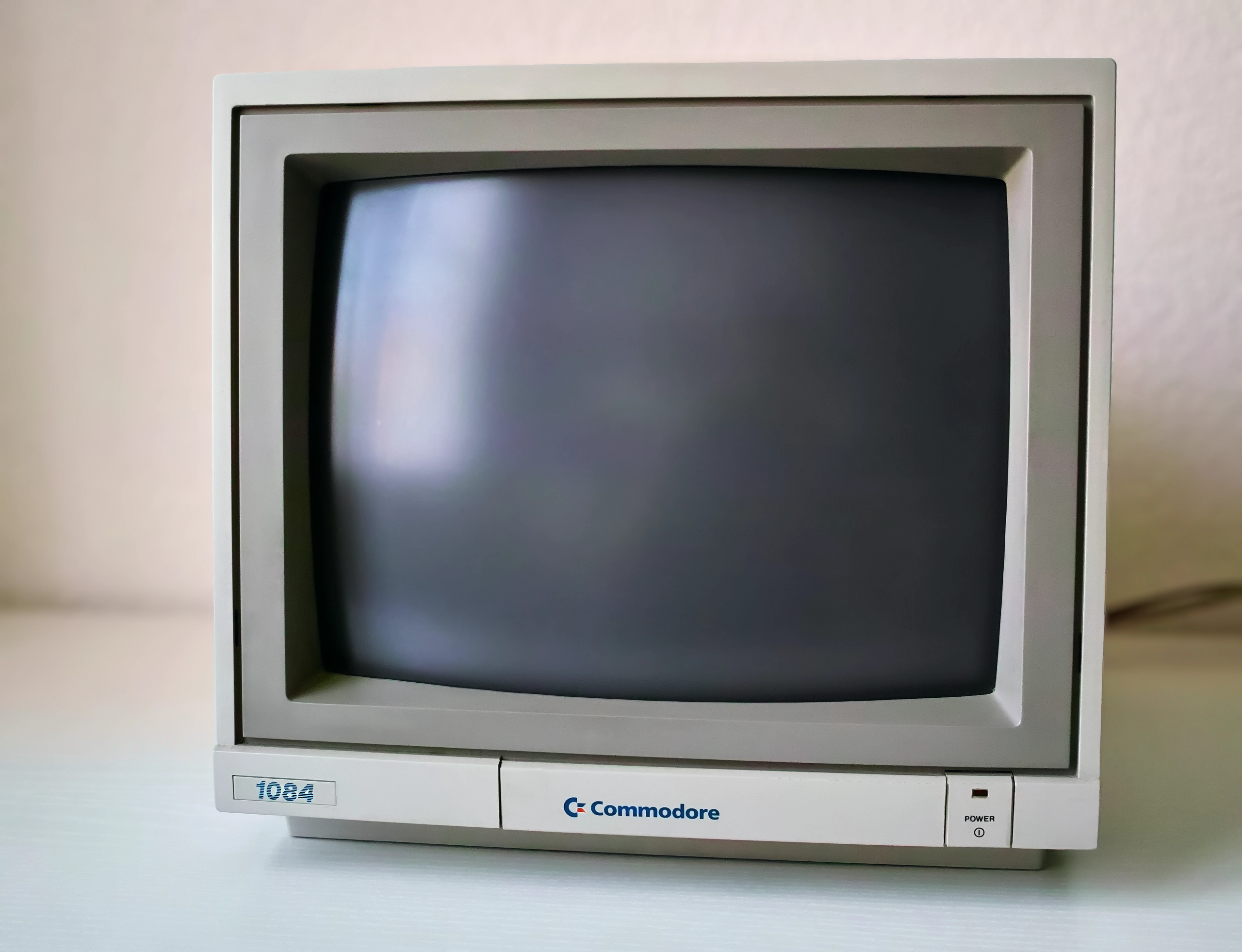 Commodore 1084 monitor